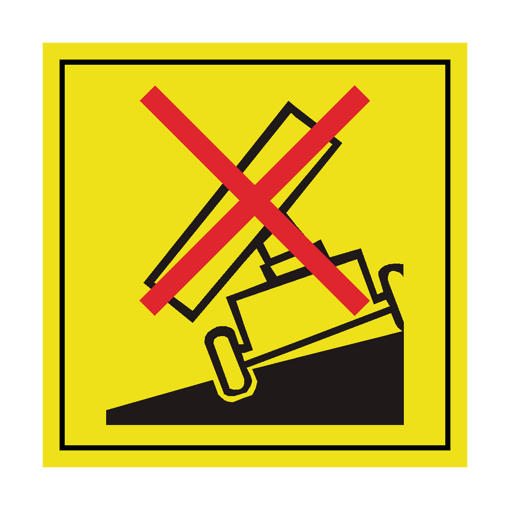 Never Tip Trailer On Soft Ground Label | Safety-Label.co.uk