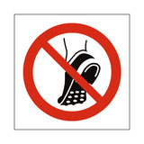 Do Not Wear Studded Shoes Symbol Sign | Safety-Label.co.uk